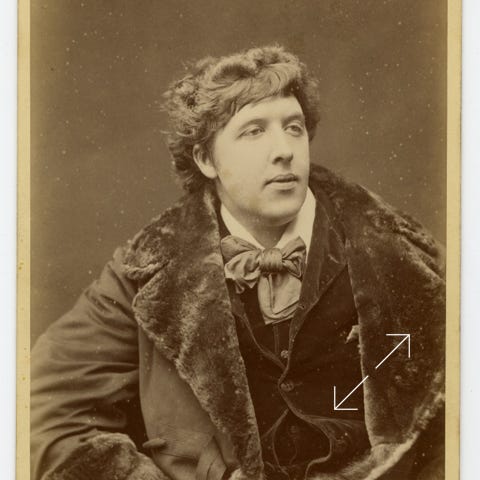 Oscar Wilde two different fur coats